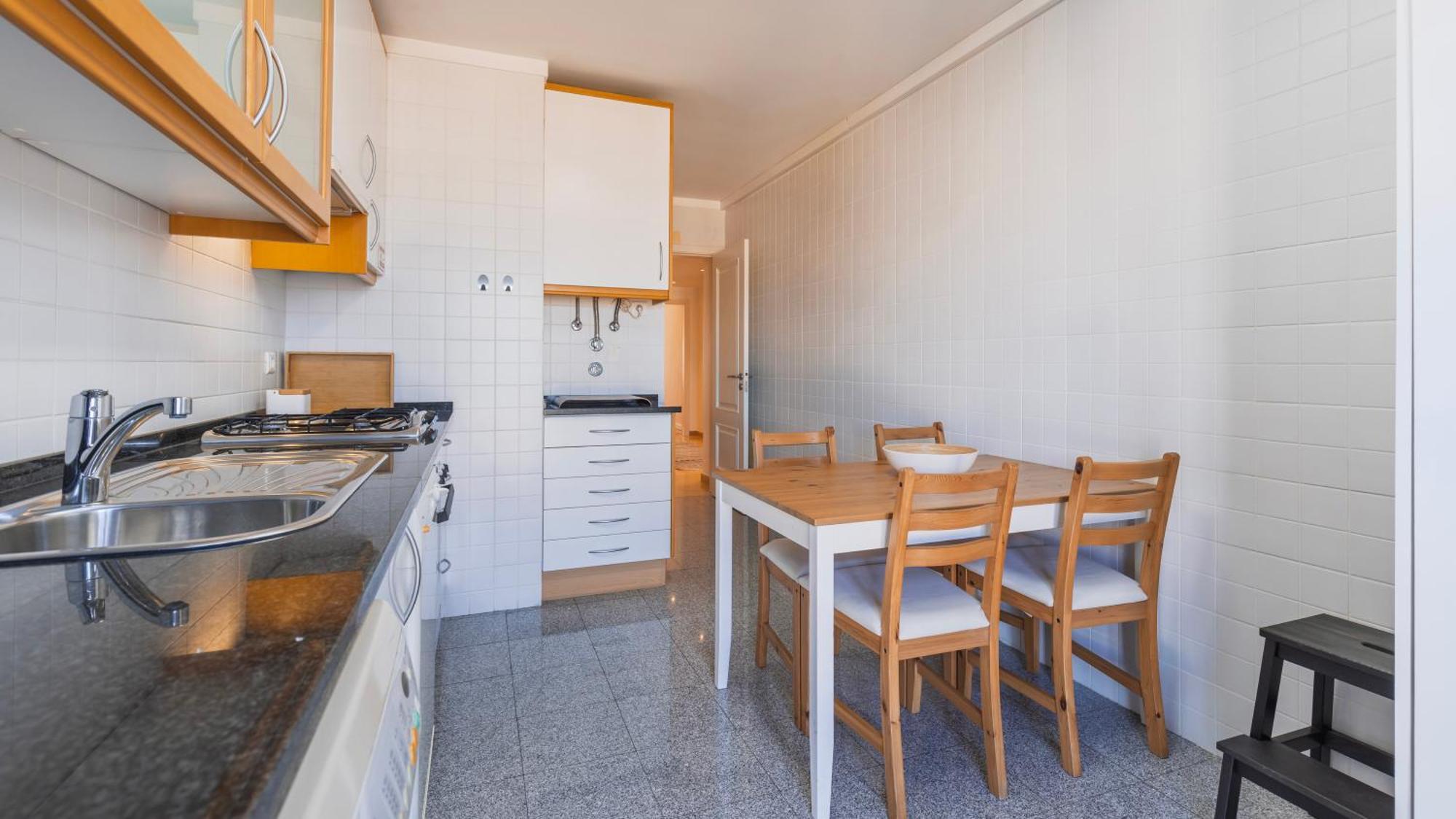 Stylish Apartment With Parking By Lovelystay Lisboa Exteriér fotografie